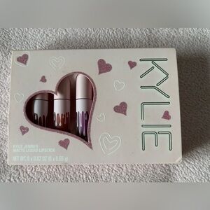 Kylie Matte Liquid Lipstick Set - Pink and Plum Shades